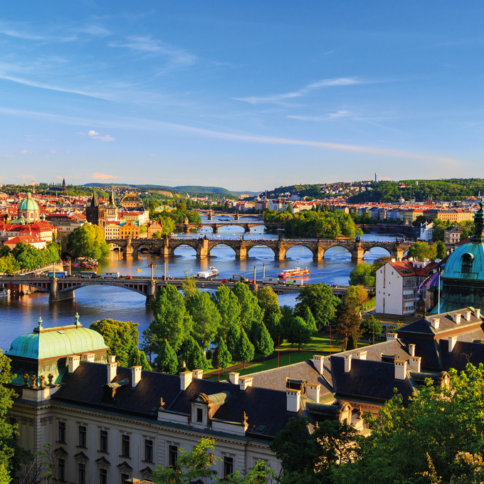 Harmonious Autumn cruise - on the Elbe from Hamburg to Dresden