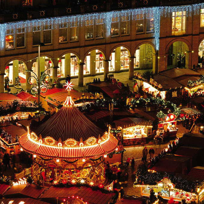 The Elbe in Advent – Christmas markets & magical lights
