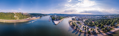 Great entertainment on a short Rhine cruise