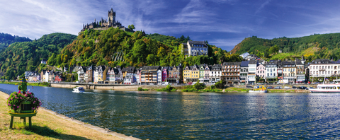 Discover the Moselle: castles, vineyards & romance